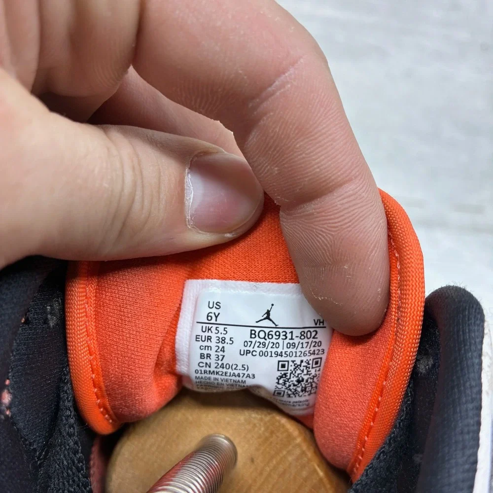 Nike Air Jordan 1 Mid Kids 6Y Orange White Leather Sneakers BQ6931-802